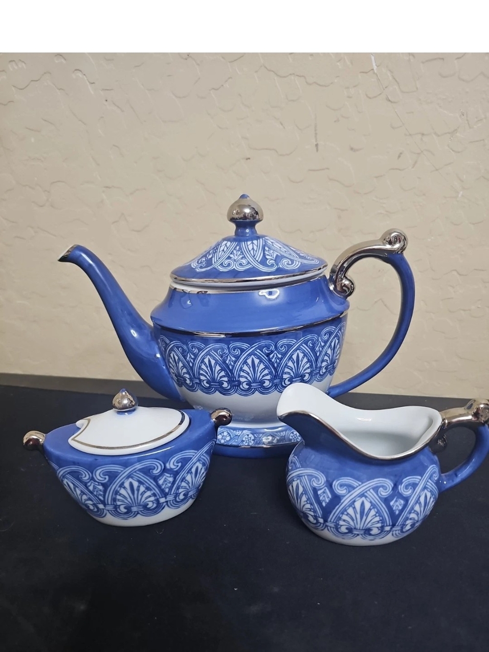 BOMBAY & COMPANY BLUE WHITE & SILVER PORCELIAN SERVICE TEA POT - SUGAR - CREAMER
